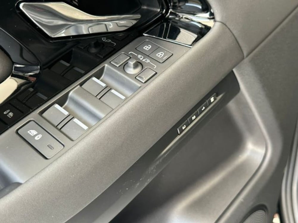 Land Rover Range Rover Evoque nuova a Modena (4)