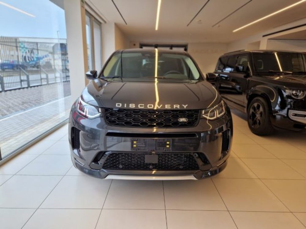 Land Rover Discovery Sport nuova a Modena (10)
