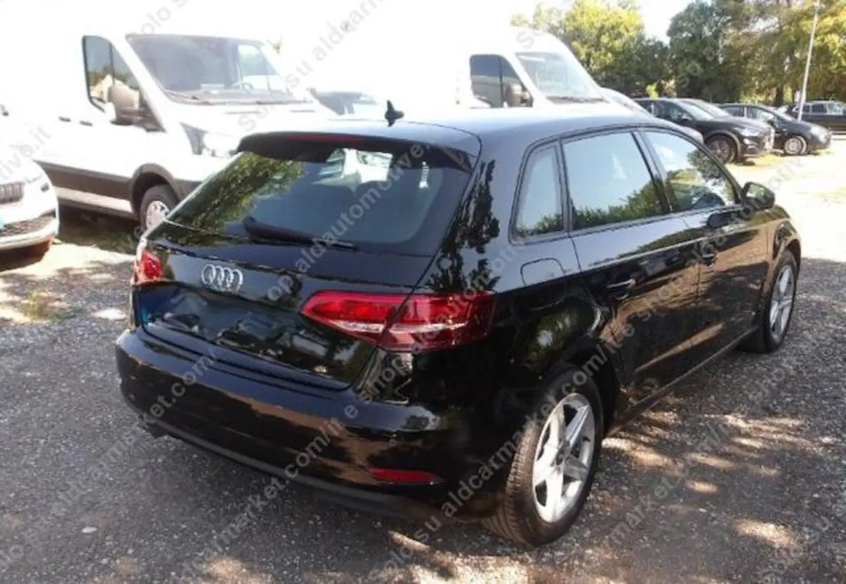 Audi A3 Sportback usata a Lecce (2)