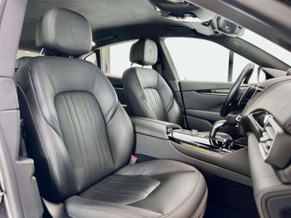 Maserati Levante usata a Torino (12)