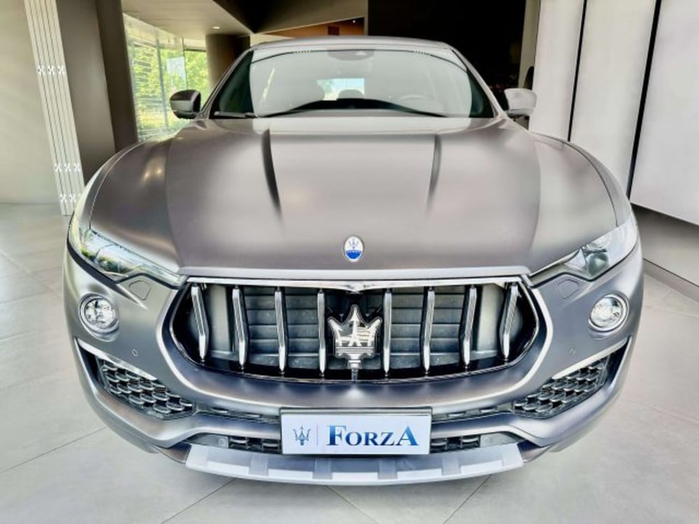 Maserati Levante usata a Torino (2)