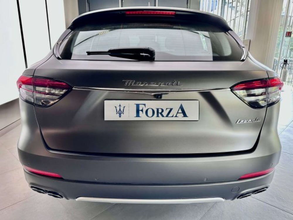 Maserati Levante usata a Torino (7)