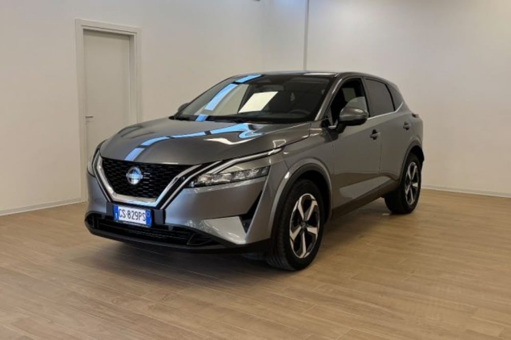 Nissan Qashqai usata a Latina (3)