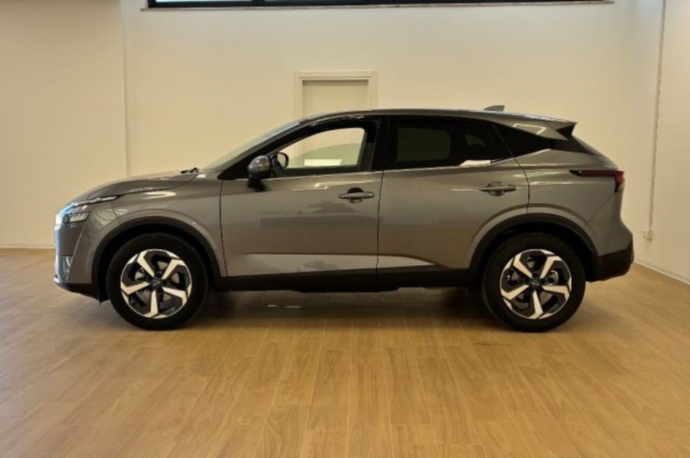 Nissan Qashqai usata a Latina (4)