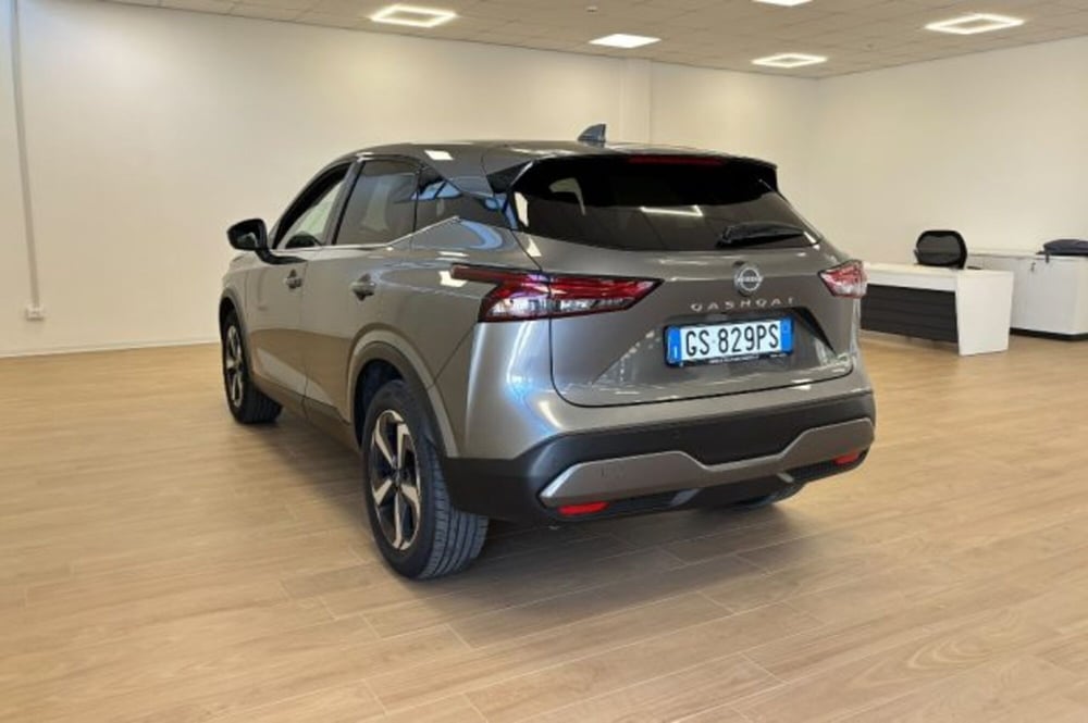 Nissan Qashqai usata a Latina (5)