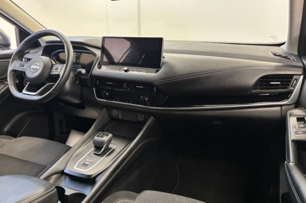 Nissan Qashqai usata a Latina (9)