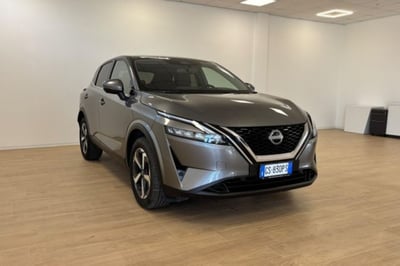 Nissan Qashqai 1.3 mhev N-Connecta 4wd 158cv xtronic del 2024 usata a Fondi