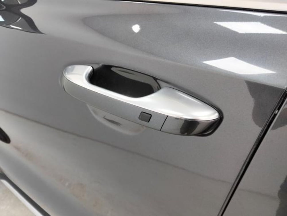 Kia Sorento usata a Como (11)