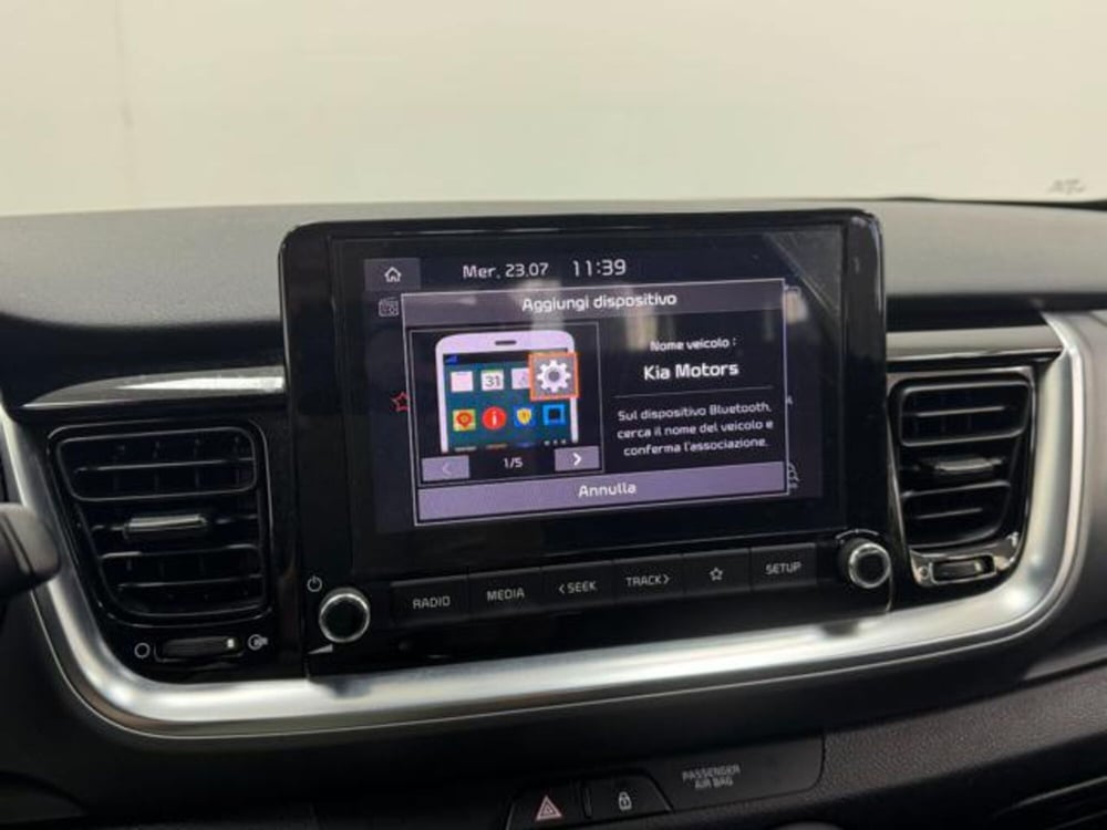 Kia Stonic usata a Como (14)
