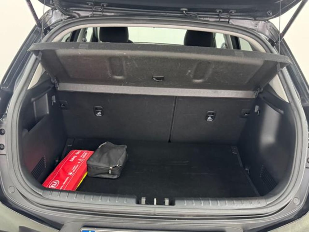 Kia Stonic usata a Como (19)