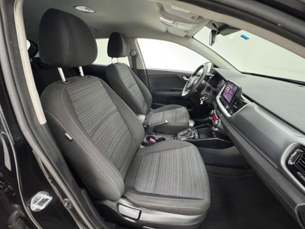 Kia Stonic usata a Como (3)