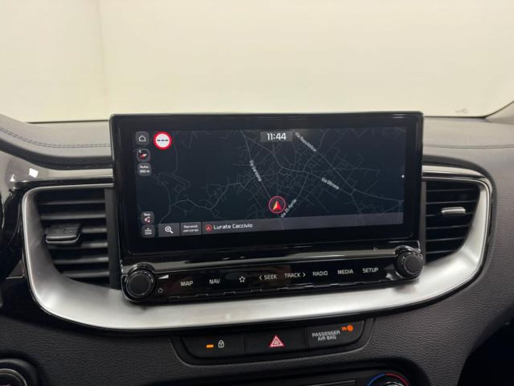 Kia XCeed usata a Como (18)