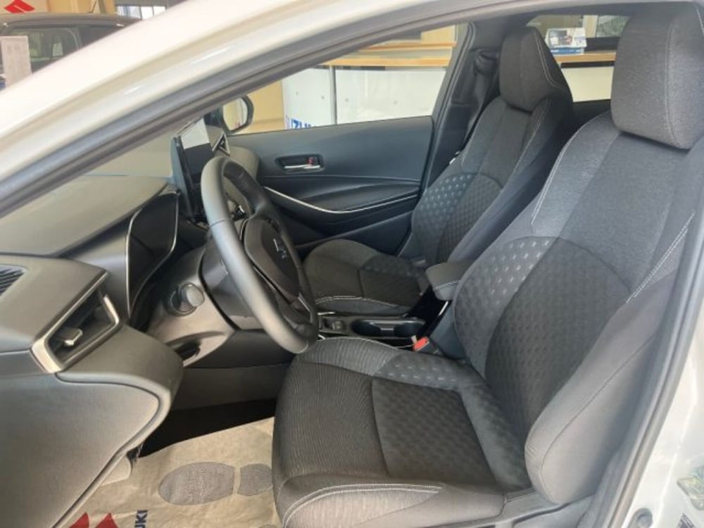 Suzuki Swace nuova a Torino (13)