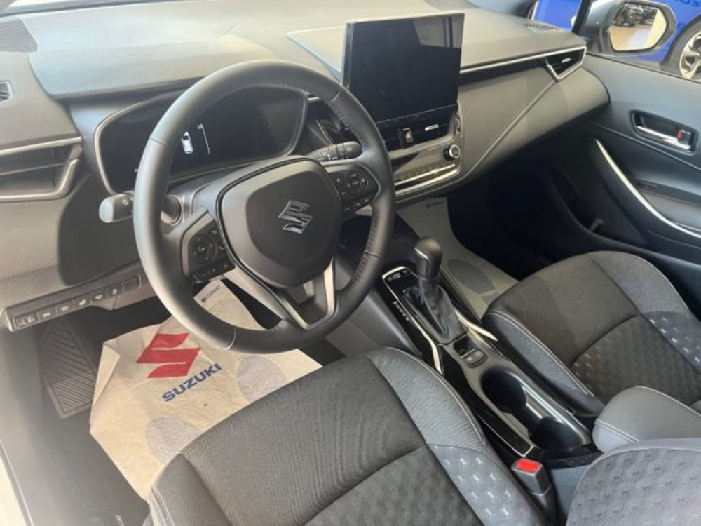 Suzuki Swace nuova a Torino (14)