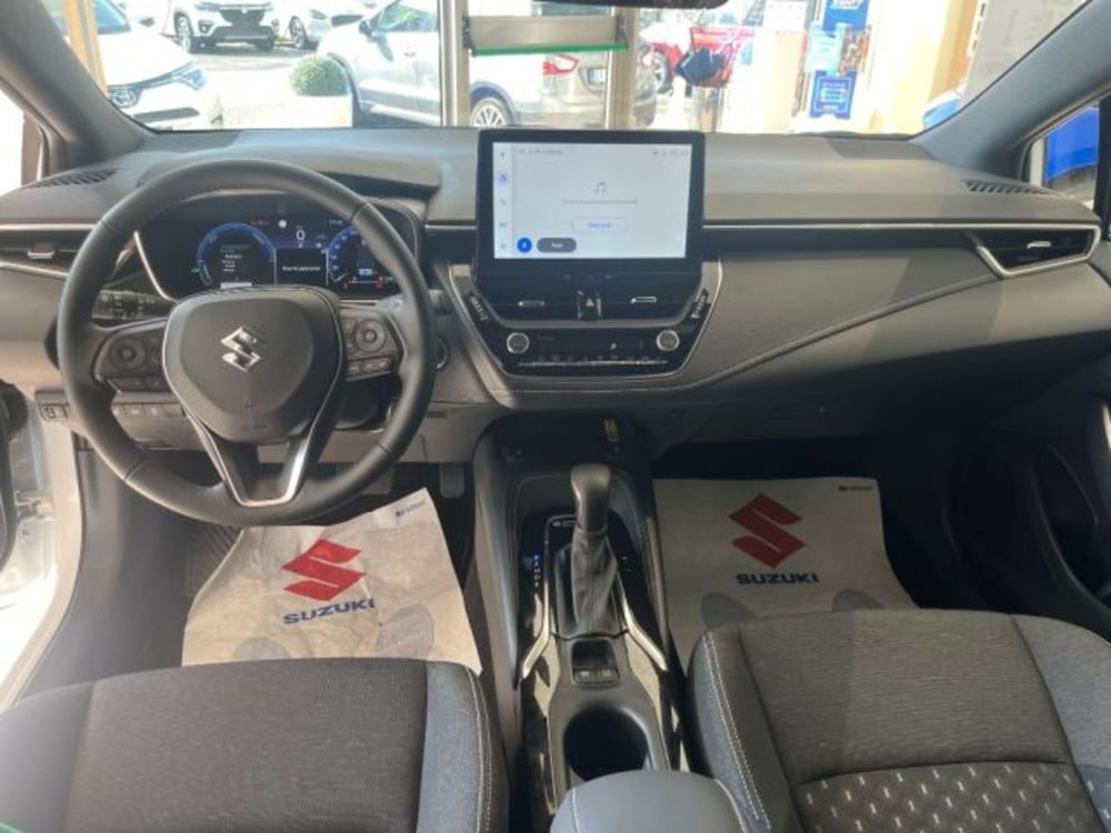 Suzuki Swace nuova a Torino (15)