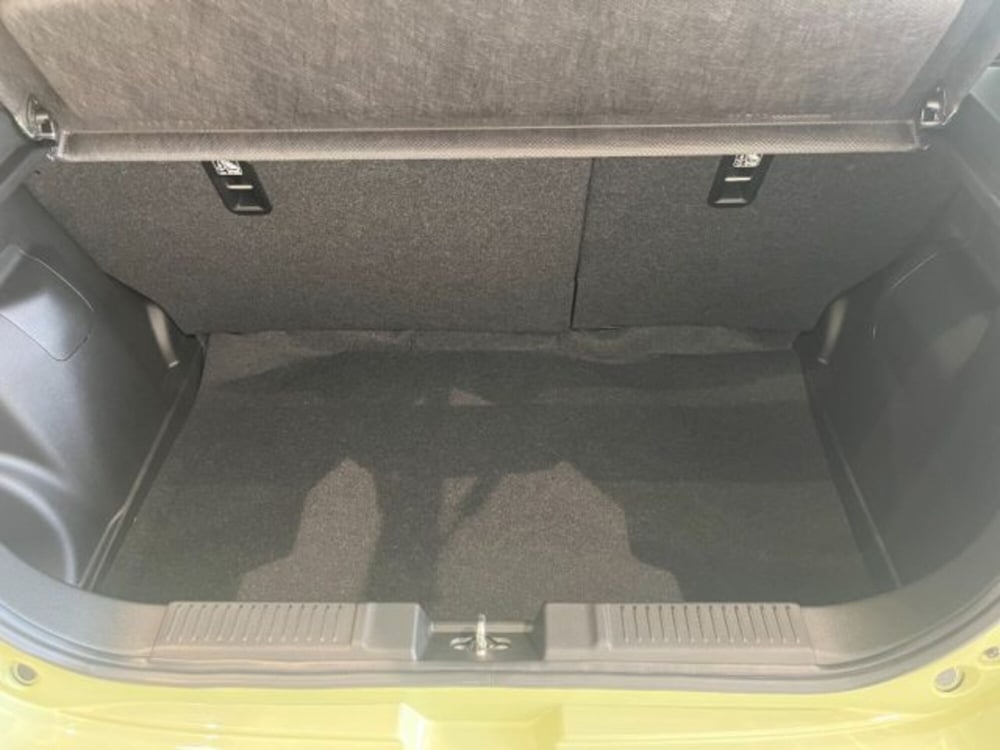Suzuki Swace nuova a Torino (5)