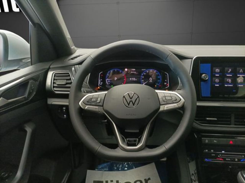 Volkswagen T-Cross nuova a Milano (11)