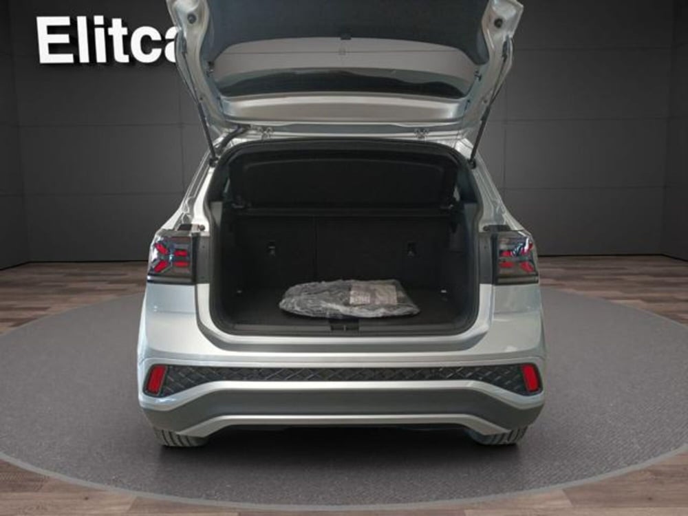 Volkswagen T-Cross nuova a Milano (16)