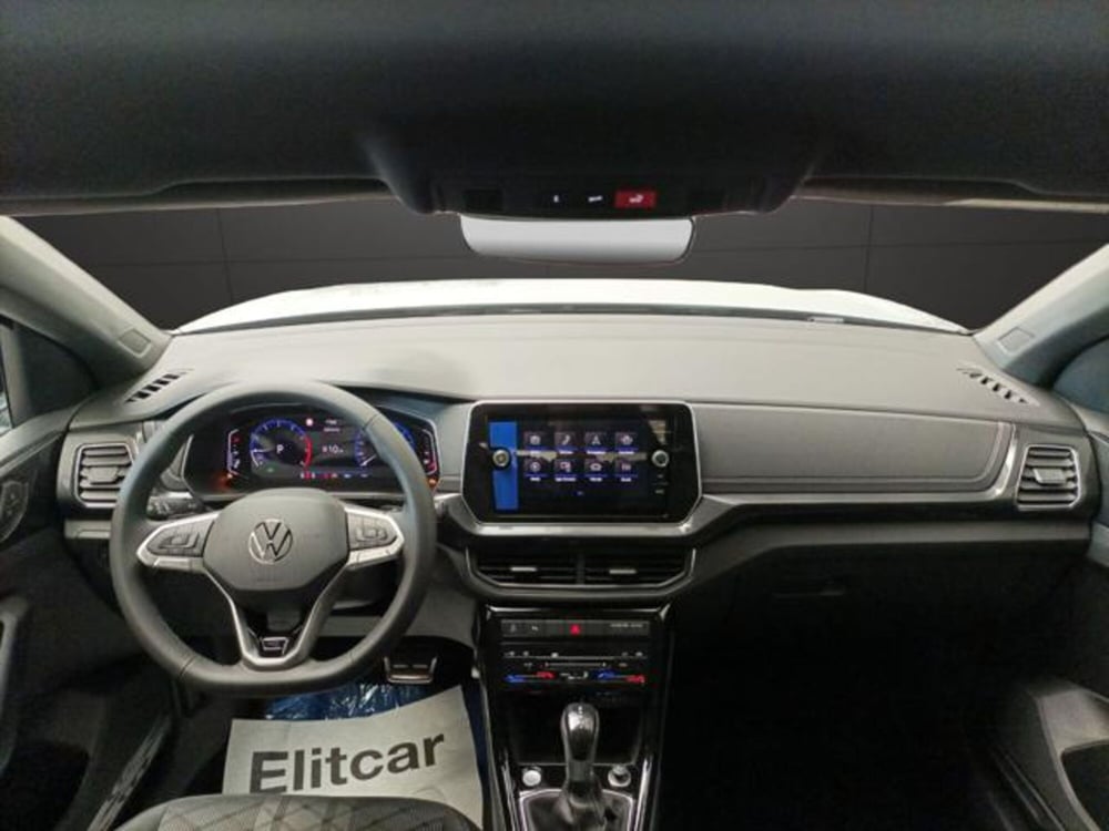 Volkswagen T-Cross nuova a Milano (8)