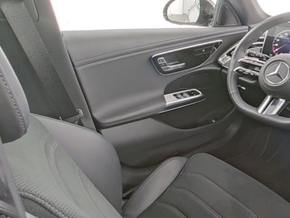 Mercedes-Benz Classe E Station Wagon usata a Milano (9)