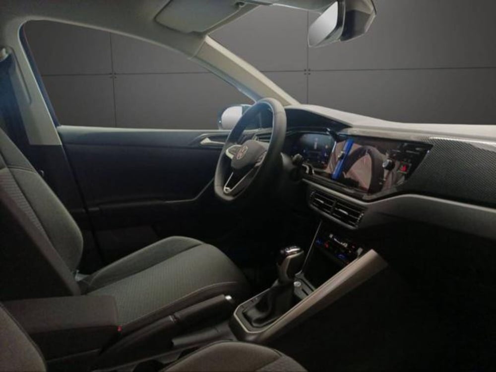 Volkswagen Taigo nuova a Milano (10)
