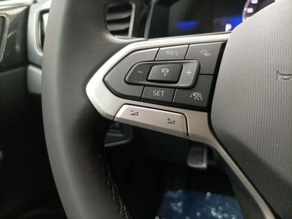 Volkswagen Taigo nuova a Milano (12)