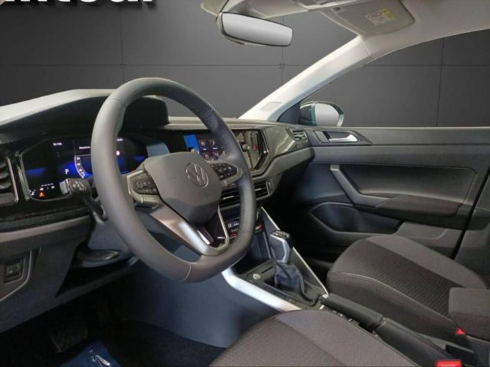 Volkswagen Taigo nuova a Milano (13)