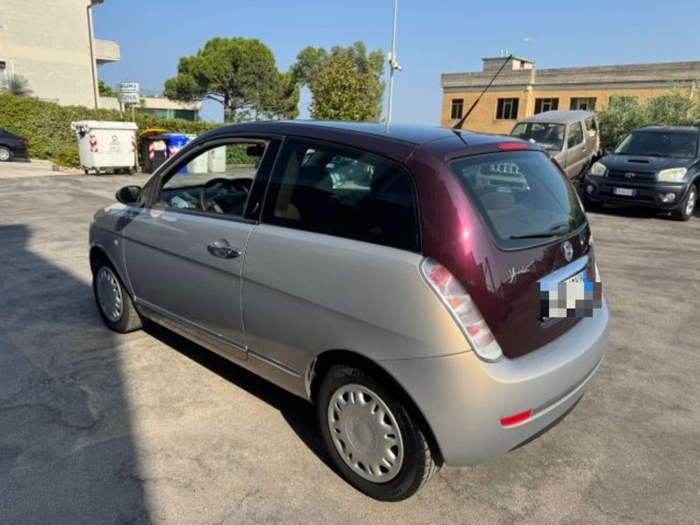 Lancia Ypsilon usata a Macerata (6)
