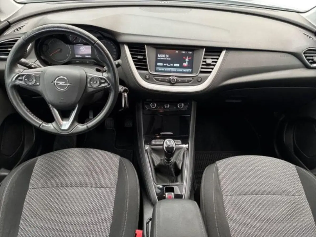 Opel Grandland X usata a Ancona (11)