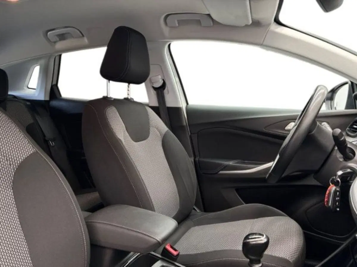 Opel Grandland X usata a Ancona (16)