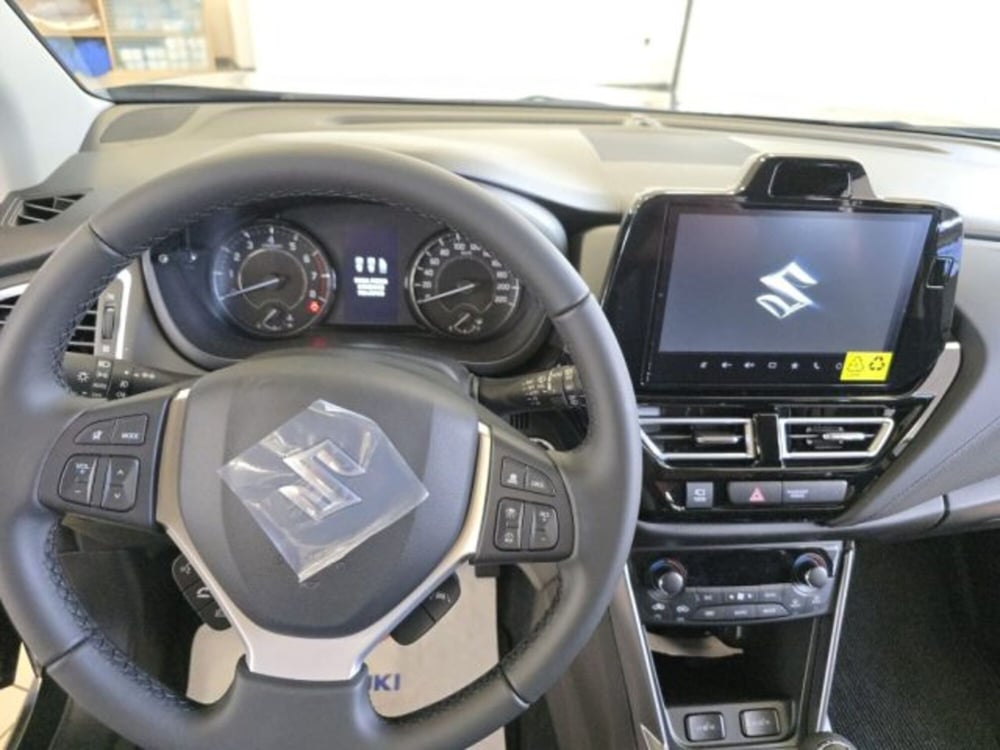 Suzuki S-Cross nuova a Reggio Emilia (11)