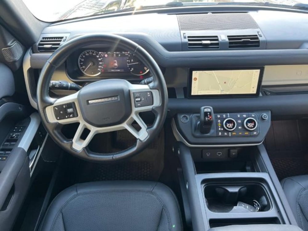Land Rover Defender usata a Trapani (13)