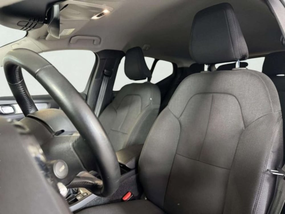 Volvo XC40 usata a Firenze (11)