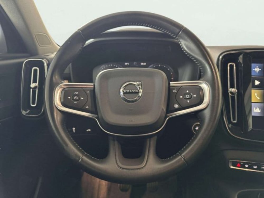 Volvo XC40 usata a Firenze (16)
