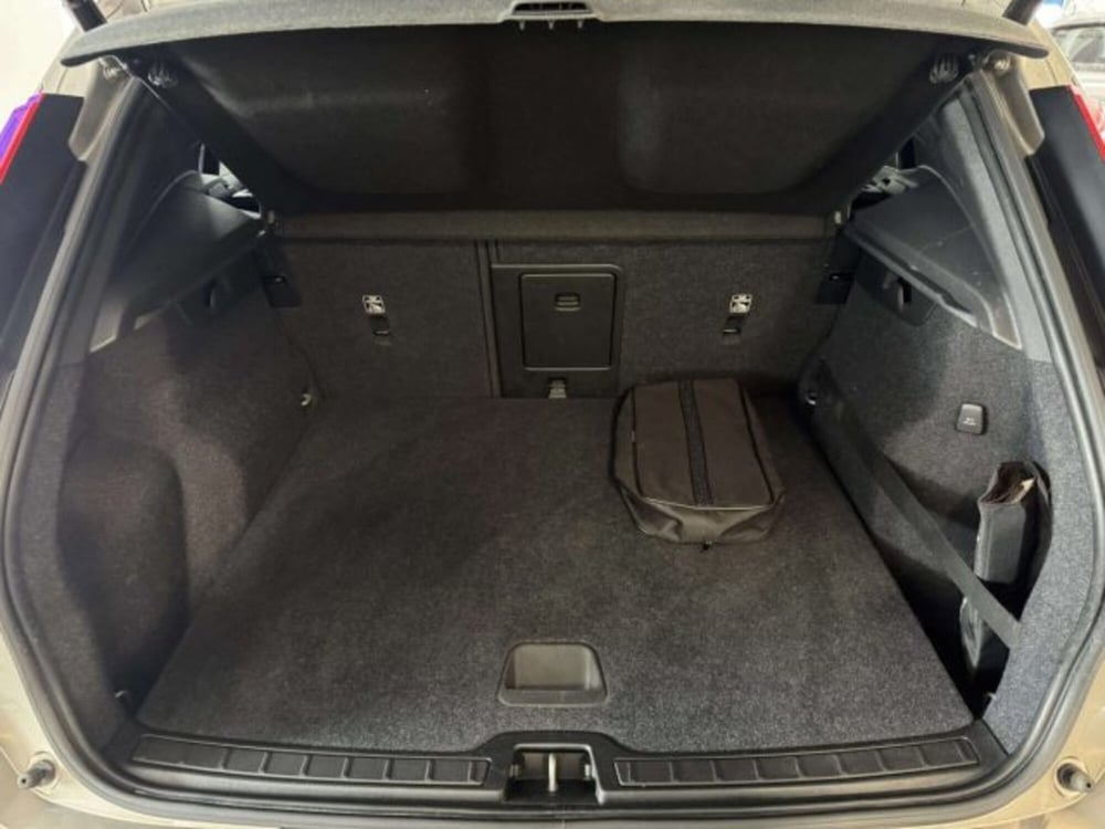 Volvo XC40 usata a Firenze (10)