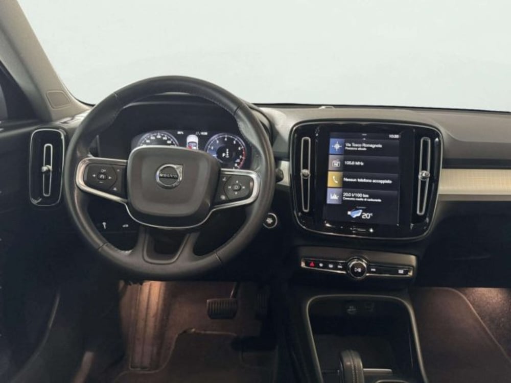 Volvo XC40 usata a Firenze (16)