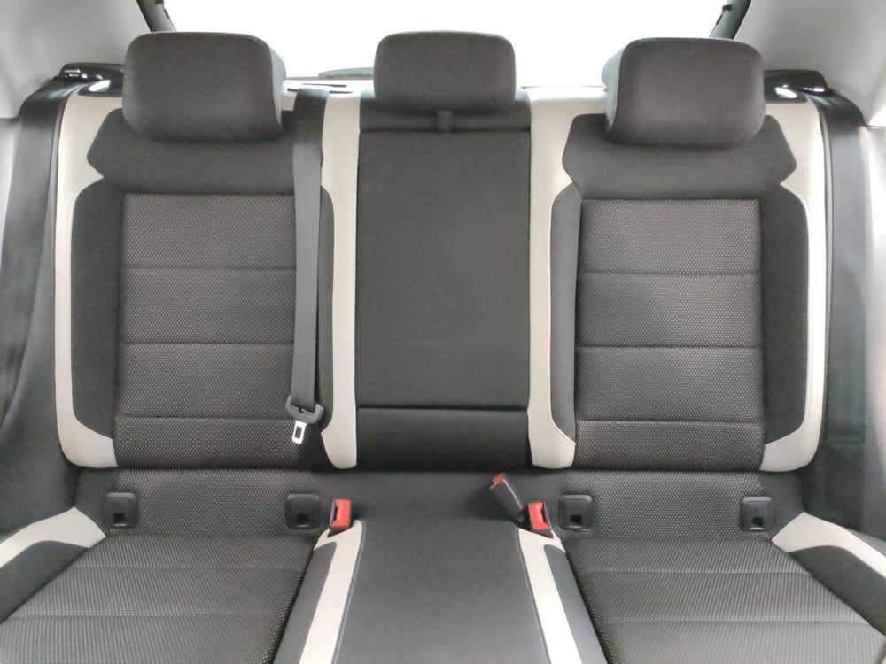 Volkswagen T-Roc usata a L'Aquila (13)