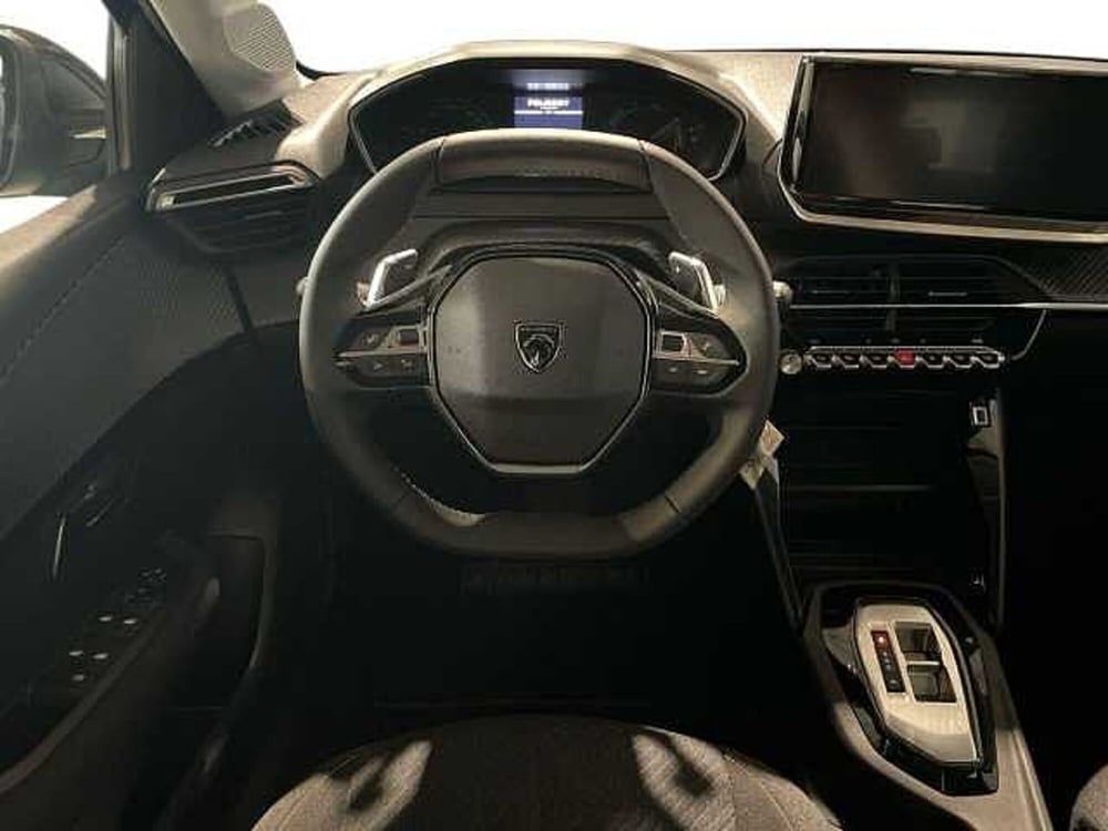 Peugeot 208 nuova a Salerno (10)