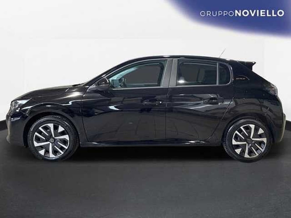 Peugeot 208 nuova a Salerno (4)