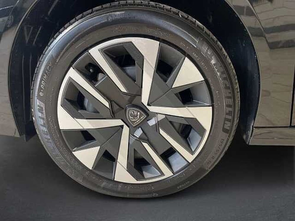 Peugeot 208 nuova a Salerno (8)