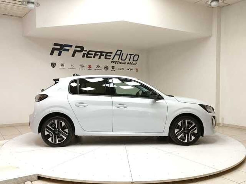 Peugeot 208 nuova a Teramo (5)