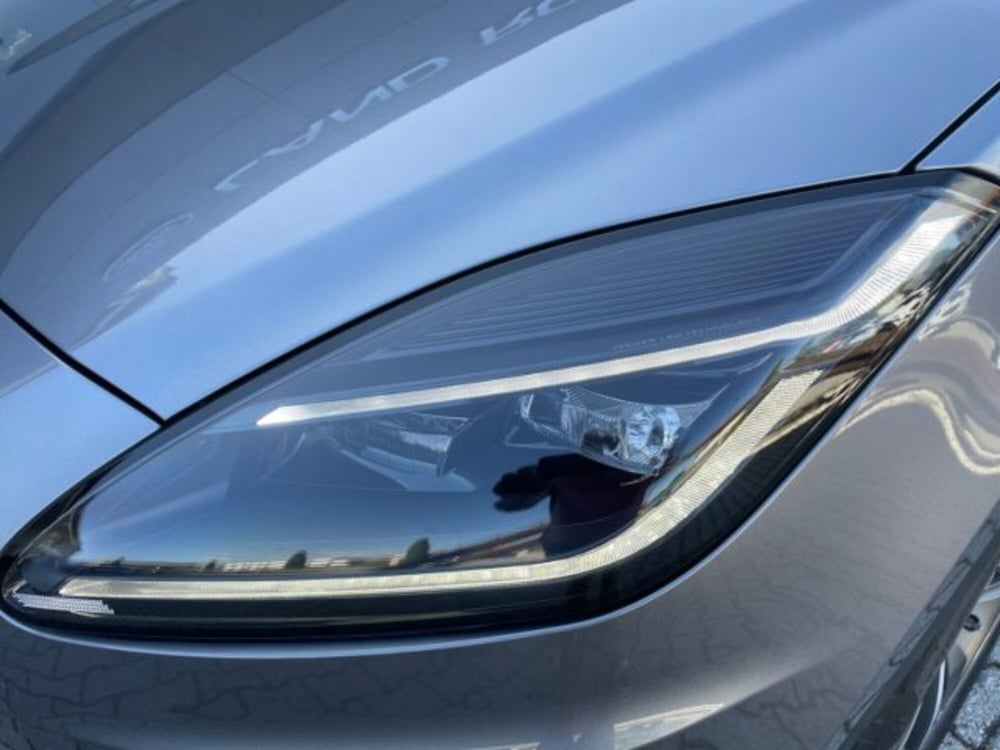 Jaguar E-Pace usata a Livorno (19)