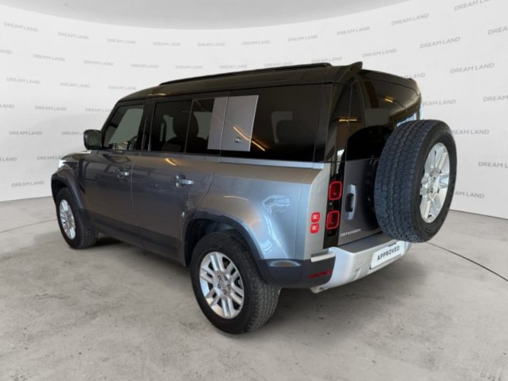Land Rover Defender usata a Livorno (11)