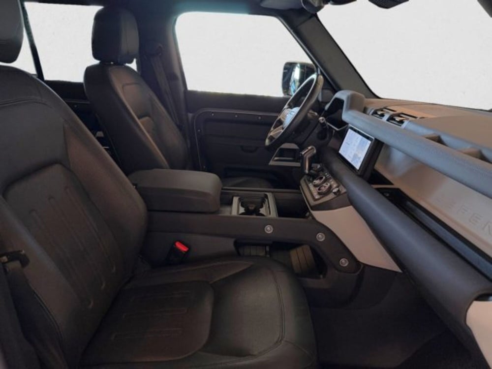 Land Rover Defender usata a Livorno (3)