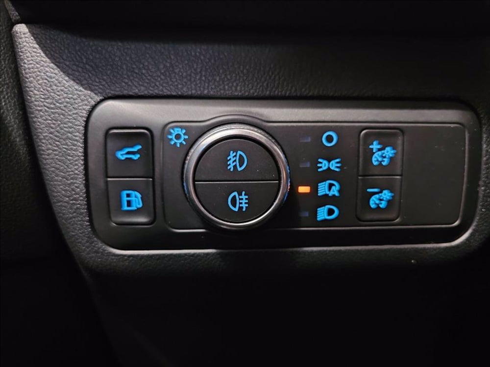 Ford Kuga usata a Palermo (14)