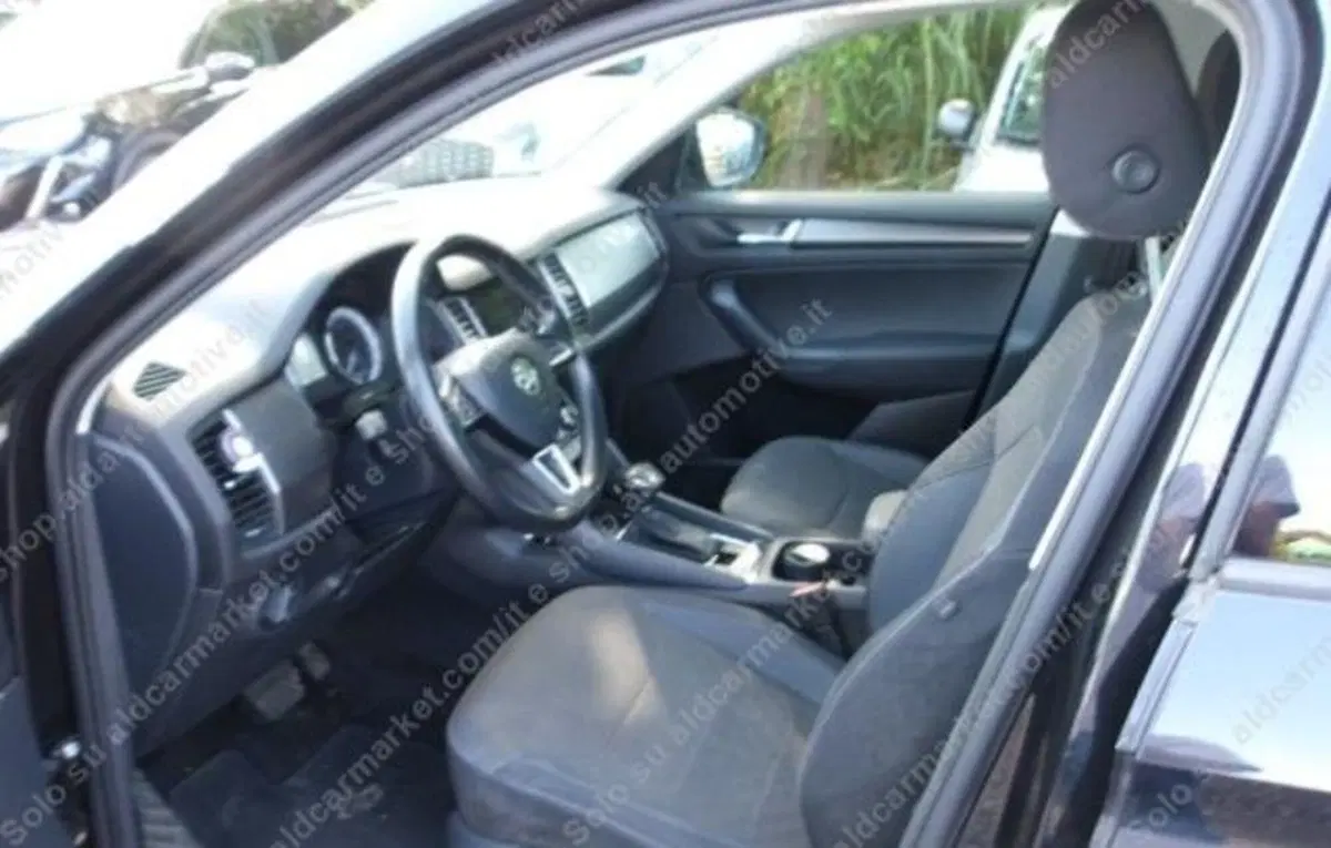 Skoda Kodiaq usata a Lecce (4)