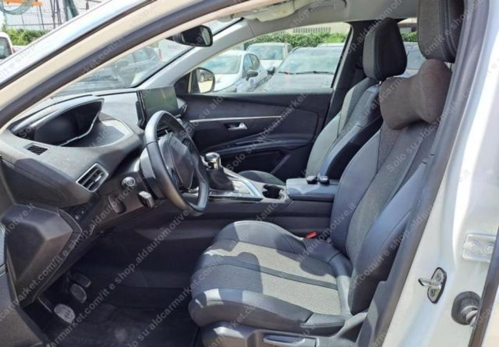 Peugeot 3008 usata a Lecce (4)
