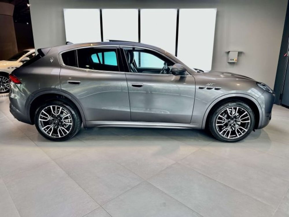 Maserati Grecale usata a Torino (5)