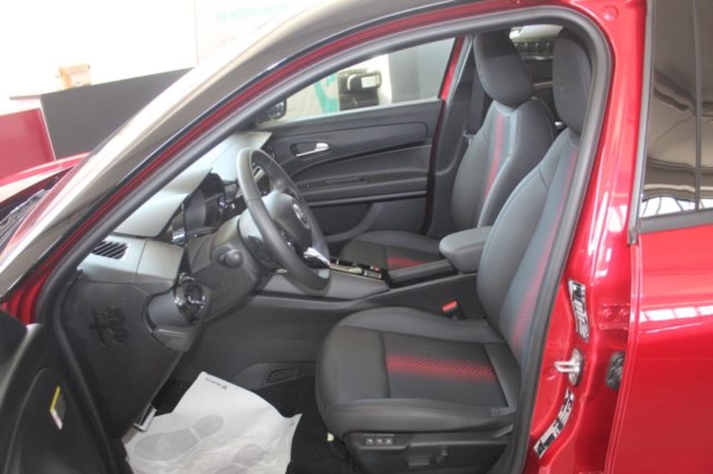 Alfa Romeo Junior nuova a Terni (7)
