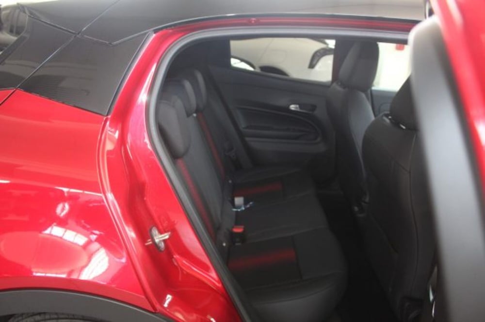 Alfa Romeo Junior nuova a Terni (9)